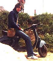 vespa.jpg (12997 byte)